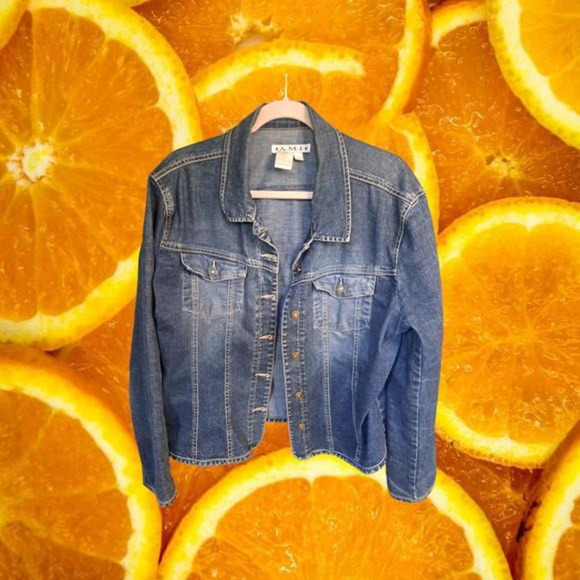 A.M.I‎ Denim Jacket Size Large - Picture 1 of 3
